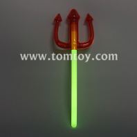 glow pitchfork wand tm03588