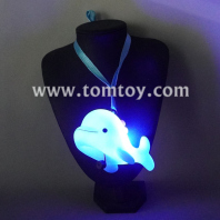 led dolphin necklace tm08647