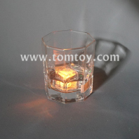 light up liquid activated ice cube tm07550