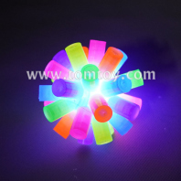 light up multi-colored ball tm07287